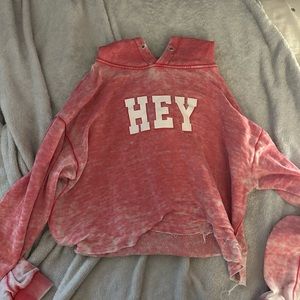 Red /“HEY”/ size M / cropped hoodie/ forever 21/